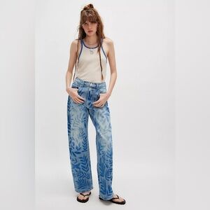 Mother The Lasso Sneak Printed Jeans pressed leaves